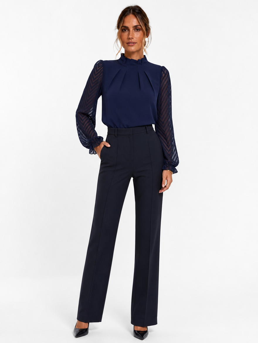 Blouse Col Montant Volanté