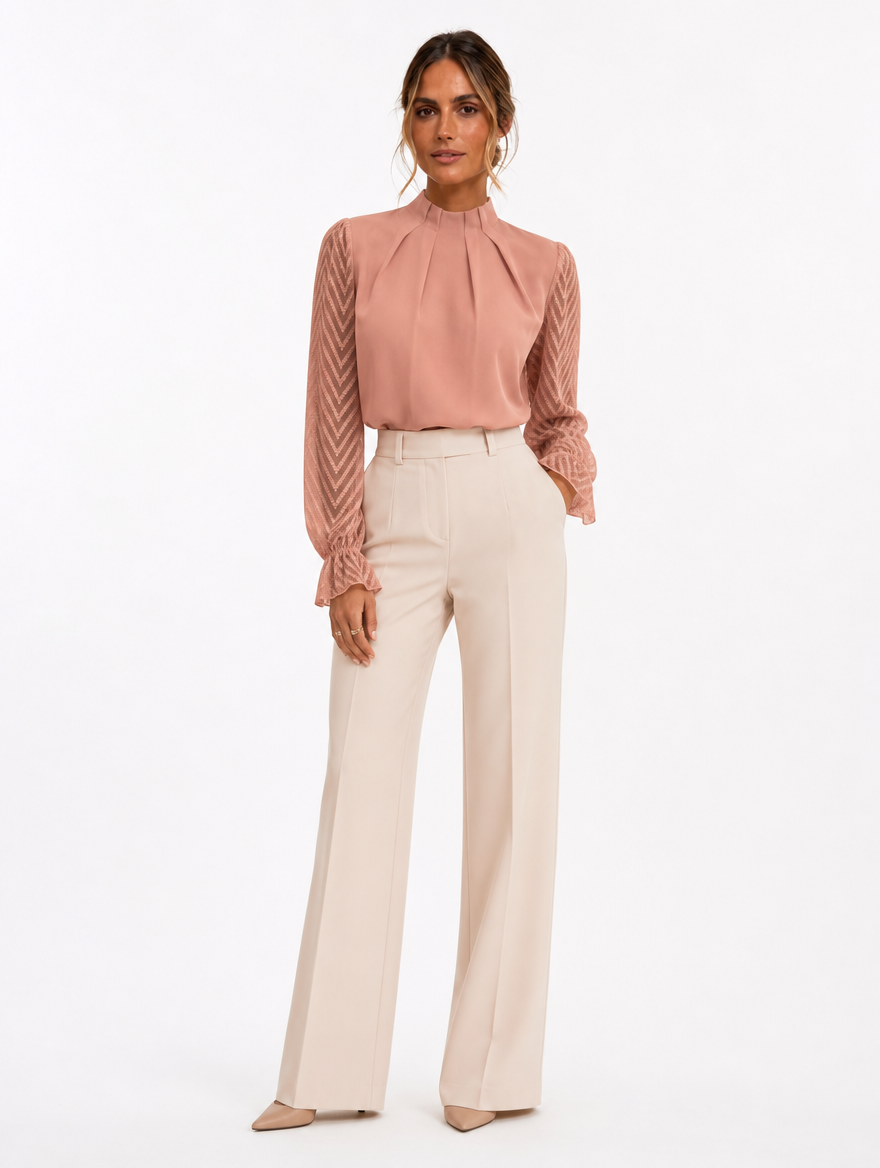 Blouse Col Montant Volanté